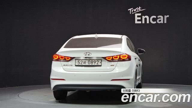 Hyundai AVANTE из Кореи Encar