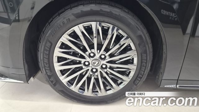 Lexus LM из Кореи Encar