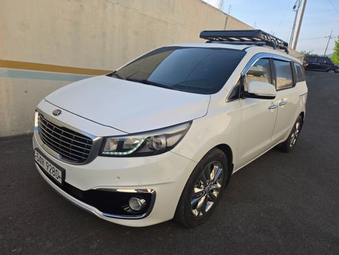 Kia Carnival 9-seater Noblesse — пробег 79 889 км — фото 2 из 5