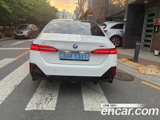 BMW i5 eDrive 40 M Sport — пробег 854 км — фото 5 из 5
