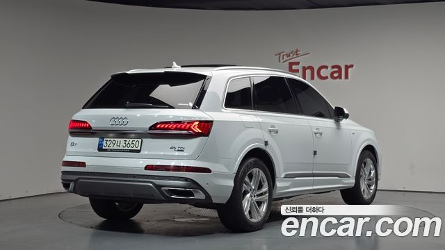 Audi Q7 из Кореи Encar