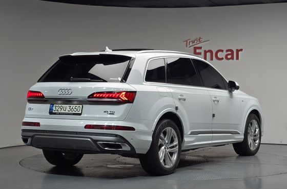 Audi Q7 45 TDI Quattro Premium — пробег 99 020 км — фото 2 из 5