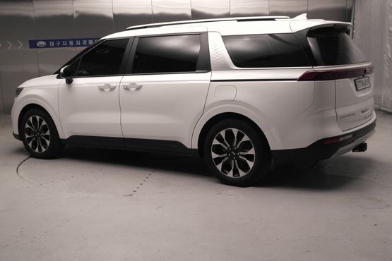 Kia Carnival Diesel 9-Seater Prestige — пробег 174 011 км — фото 2 из 5
