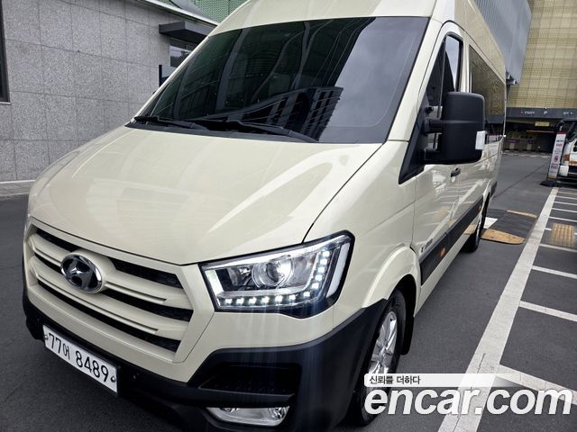 Hyundai Solati 15-seater Luxury — пробег 147 500 км — фото 3 из 5