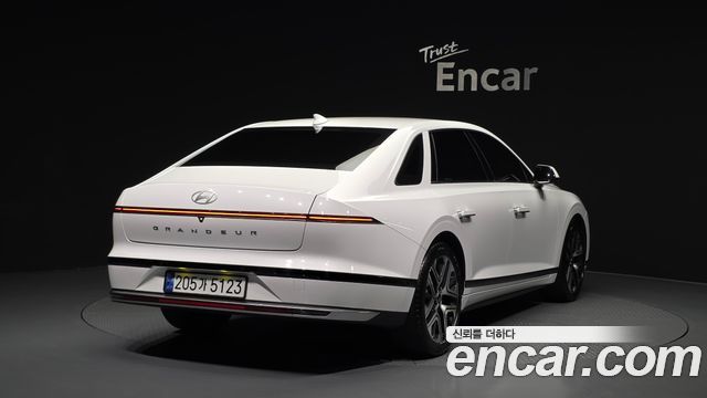 Hyundai Grandeur из Кореи Encar