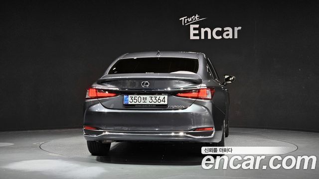 Lexus ES из Кореи Encar