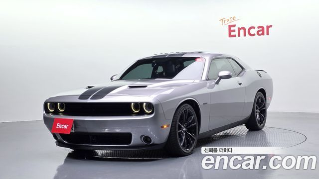 Dodge Challenger 5.7 — пробег 135 387 км — фото 1 из 5