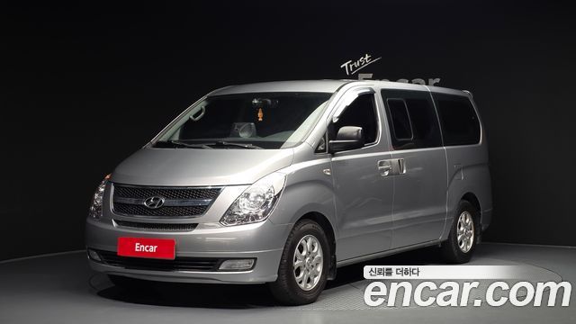 Hyundai Starex 11-Seater Wagon CVX Luxury — пробег 111 661 км — фото 1 из 5