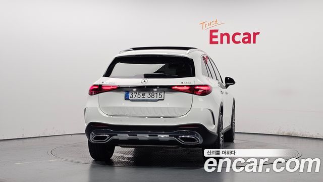 Mercedes-Benz GLC-Class GLC300 4MATIC AMG Line — пробег 8 073 км — фото 4 из 5