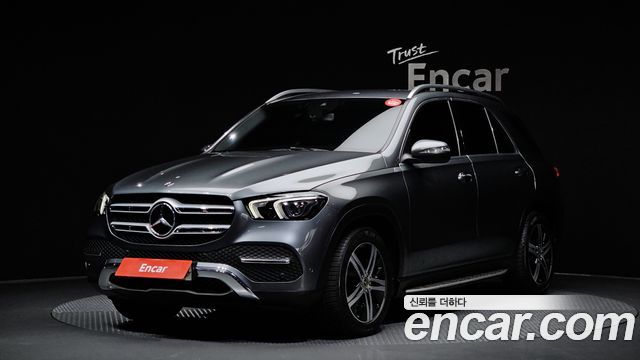 Mercedes-Benz GLE-Class GLE300d 4MATIC — пробег 36 890 км — фото 1 из 5