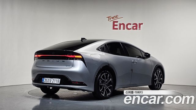 Toyota Prius из Кореи Encar