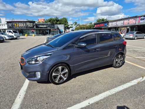 Kia Carens 2.0 LPi Prestige — пробег 66 900 км — фото 1 из 5