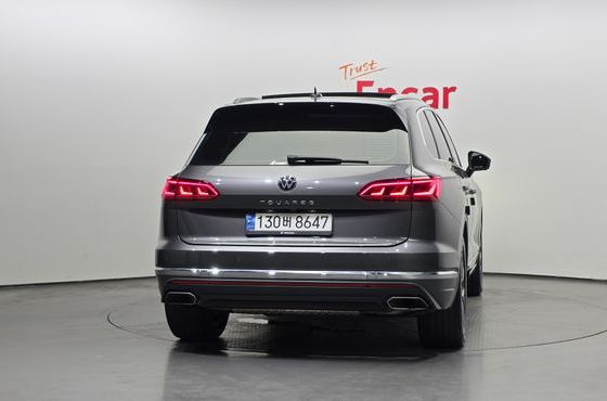 Volkswagen Touareg 3.0 TDI Prestige — пробег 51 716 км — фото 4 из 5