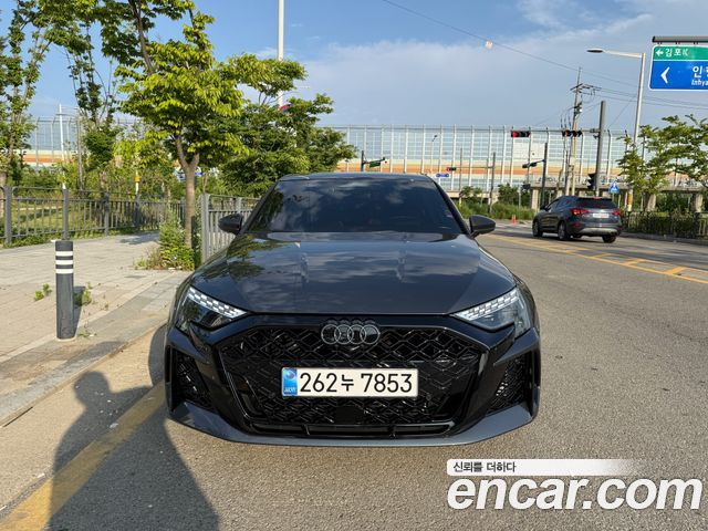 Audi RS3 2.5 TFSI Quattro — пробег 2 500 км — фото 1 из 5
