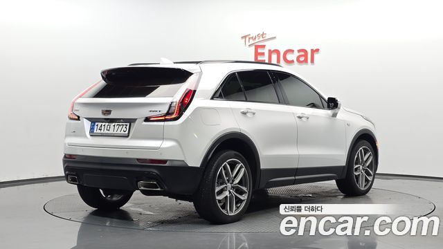 Cadillac XT4 из Кореи Encar