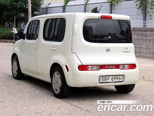 Nissan Cube из Кореи Encar