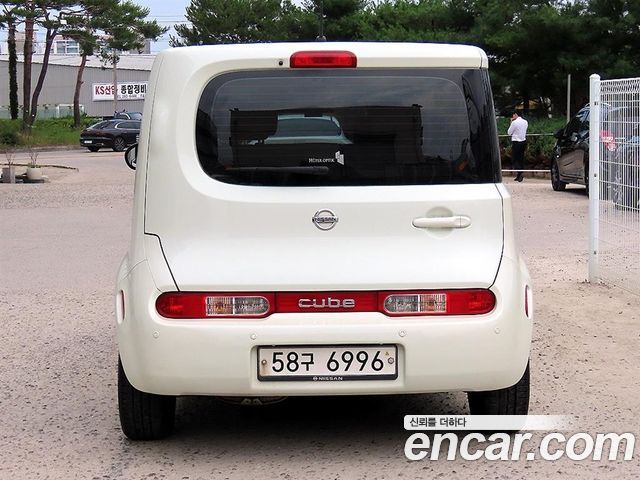 Nissan Cube из Кореи Encar