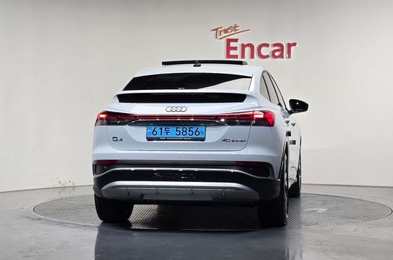 Audi Q4 e-tron 40 Premium Sportback — пробег 34 662 км — фото 4 из 5