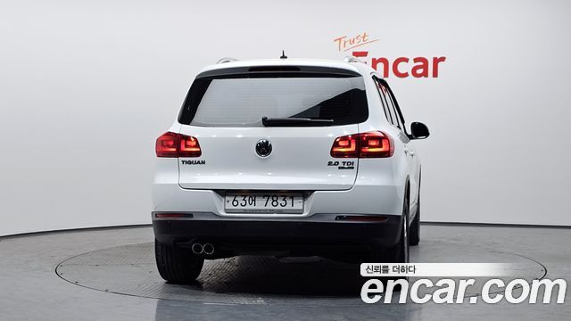 Volkswagen Tiguan 2.0 TDI Comfort 5N — пробег 315 630 км — фото 4 из 5