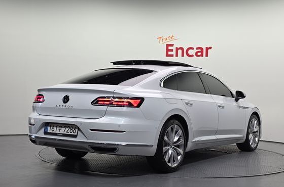 Volkswagen Arteon 2.0 TDI Prestige — пробег 30 559 км — фото 2 из 5