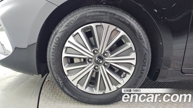 Kia K7 из Кореи Encar