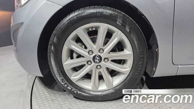 Hyundai AVANTE из Кореи Encar