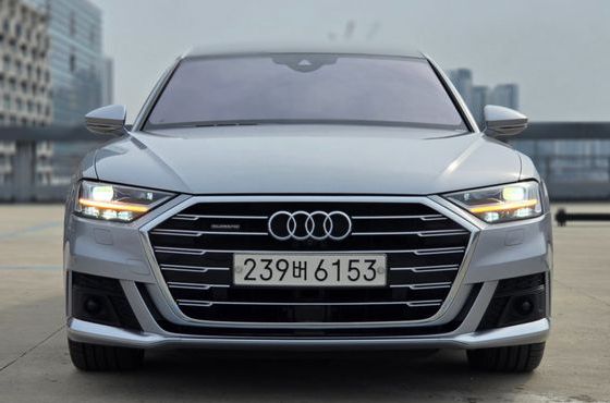 Audi A8 55 TFSI Quattro LWB — пробег 96 957 км — фото 3 из 5