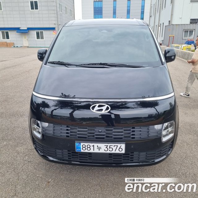 Hyundai Staria L3.5 Cargo 3-Seater Modern — пробег 2 200 км — фото 1 из 5
