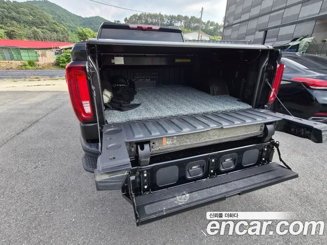 GMC Sierra Denali-X — пробег 9 000 км — фото 5 из 5