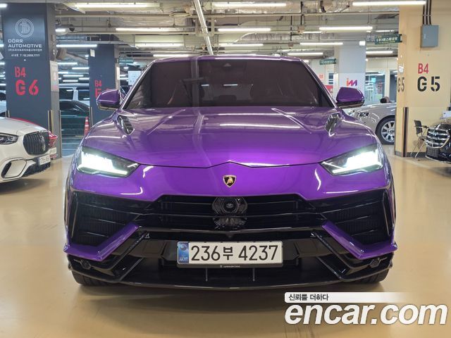 Lamborghini Urus из Кореи Encar