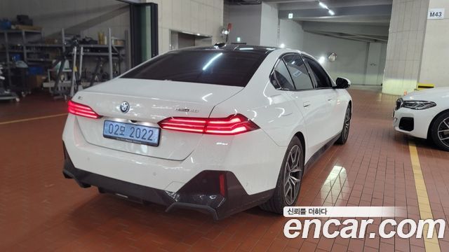 BMW i5 из Кореи Encar