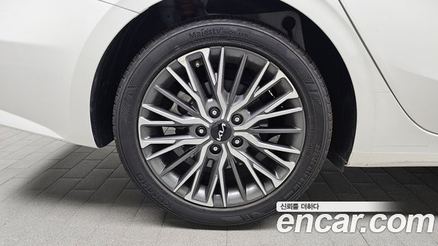 Kia K3 из Кореи Encar