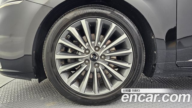 Kia K7 из Кореи Encar