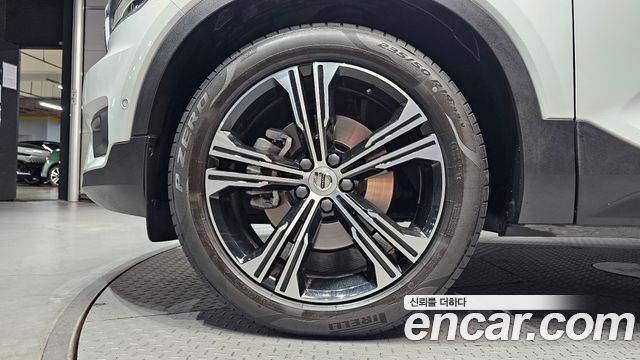 Volvo XC40 из Кореи Encar