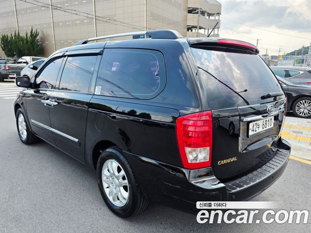 Kia Carnival New Carnival GLX Standard — пробег 145 757 км — фото 3 из 5