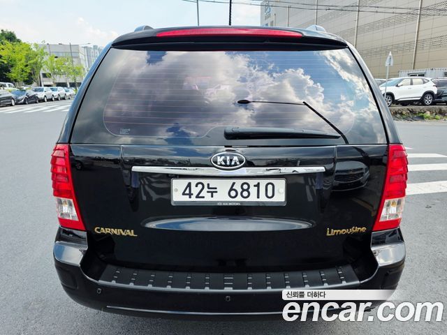 Kia Carnival New Carnival GLX Standard — пробег 145 757 км — фото 4 из 5