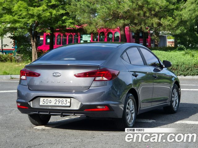Hyundai AVANTE 1.6 Diesel Smart — пробег 86 396 км — фото 2 из 5