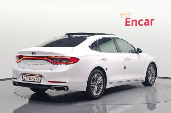 Hyundai Grandeur 2.4 Premium — пробег 137 447 км — фото 2 из 5