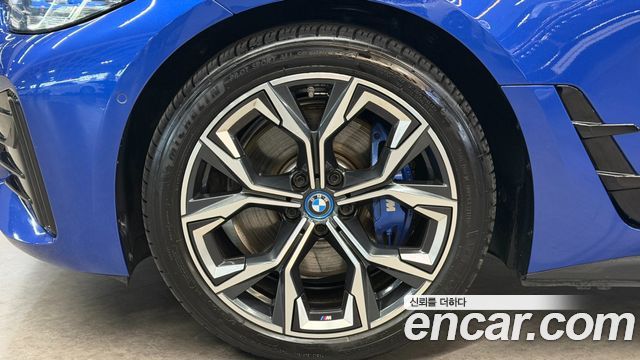 BMW i4 из Кореи Encar