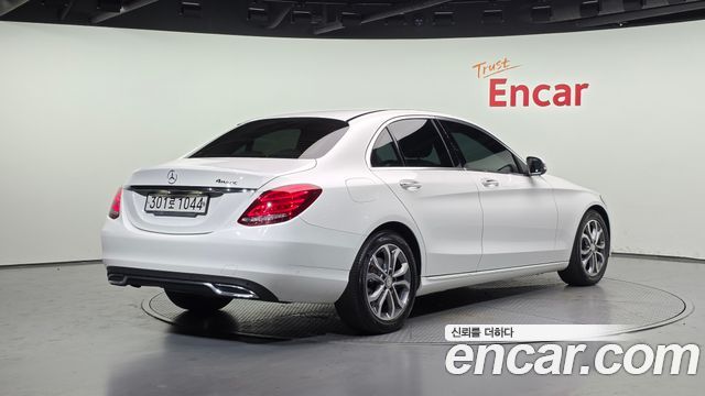 Mercedes-Benz C-Class из Кореи Encar