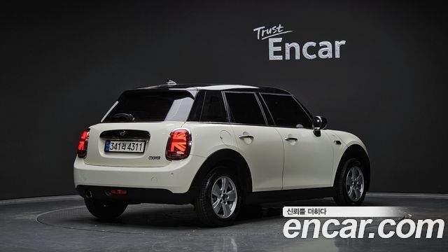 Mini Cooper из Кореи Encar