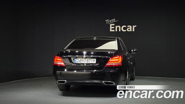 Hyundai Equus из Кореи Encar
