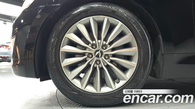 Hyundai Equus из Кореи Encar