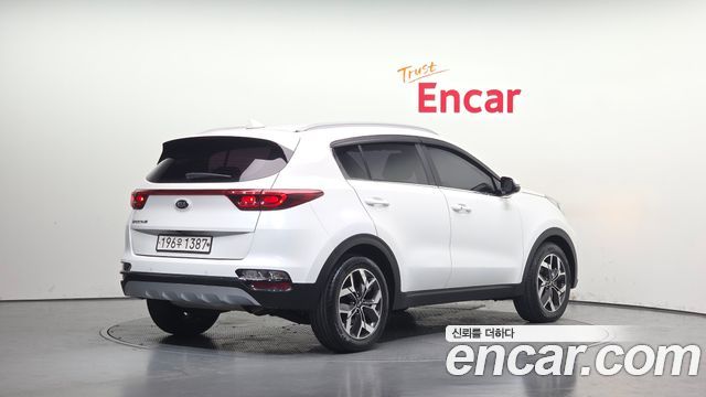 Kia Sportage из Кореи Encar