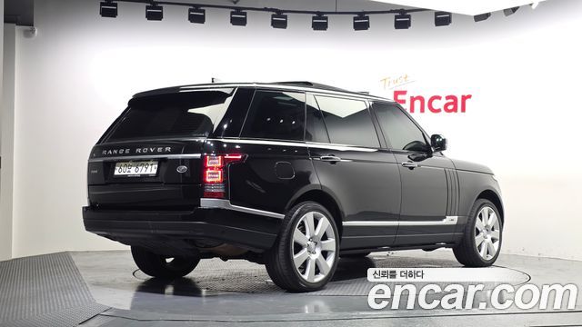 Land Rover Range Rover 4.4 SDV8 AB LWB DIESEL — пробег 98 520 км — фото 2 из 5