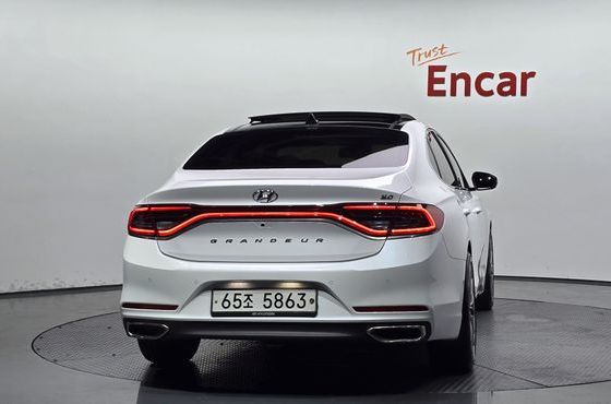 Hyundai Grandeur 3.0 Exclusive Special — пробег 137 587 км — фото 4 из 5
