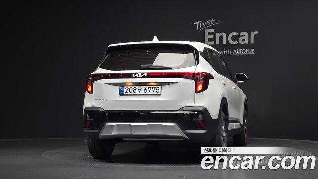 Kia Seltos из Кореи Encar