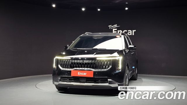 Kia Carnival HEV 9seater Signature — пробег 18 км — фото 3 из 5