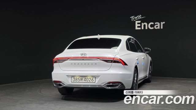 Hyundai Grandeur из Кореи Encar
