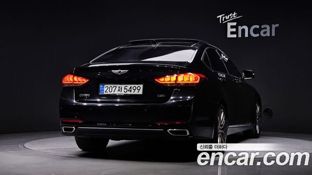 Hyundai Genesis из Кореи Encar